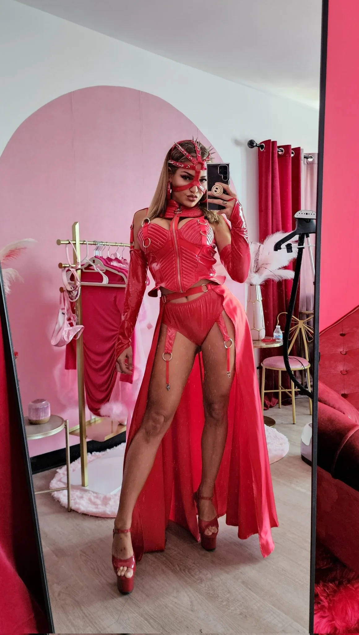 Anais - Escort Reigate